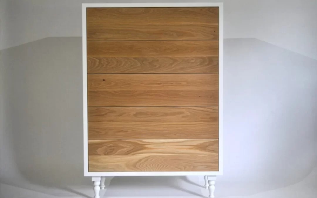 Mano Laca Oak Tallboy